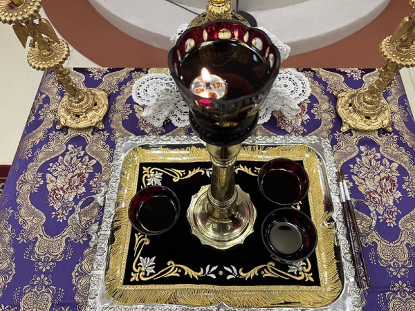 Μυστήριο Ιερού Ευχελαίου Μεγάλης Τετάρτης