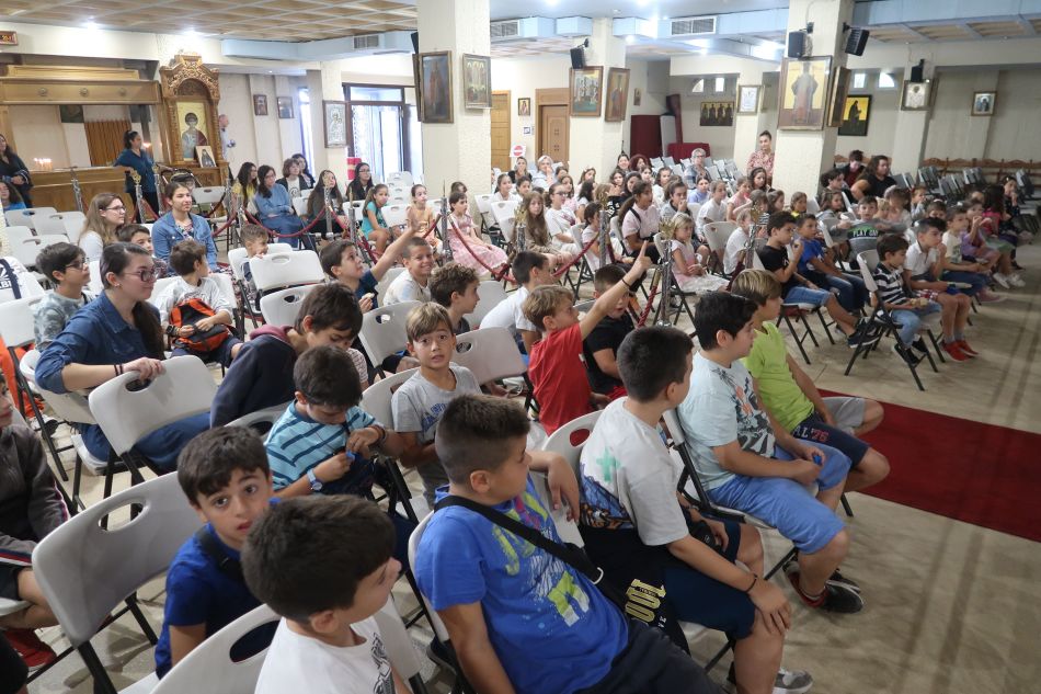 Μια ξεχωριστή μέρα χαράς για τα κορίτσια και τα αγόρια Δημοτικού των Κατηχητικών μας Συνάξεων.